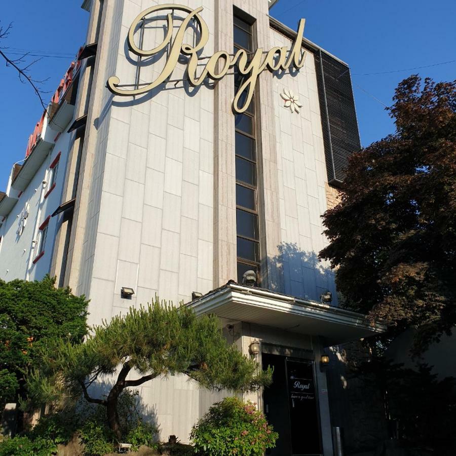 Pocheon Royal Hotel Екстериор снимка