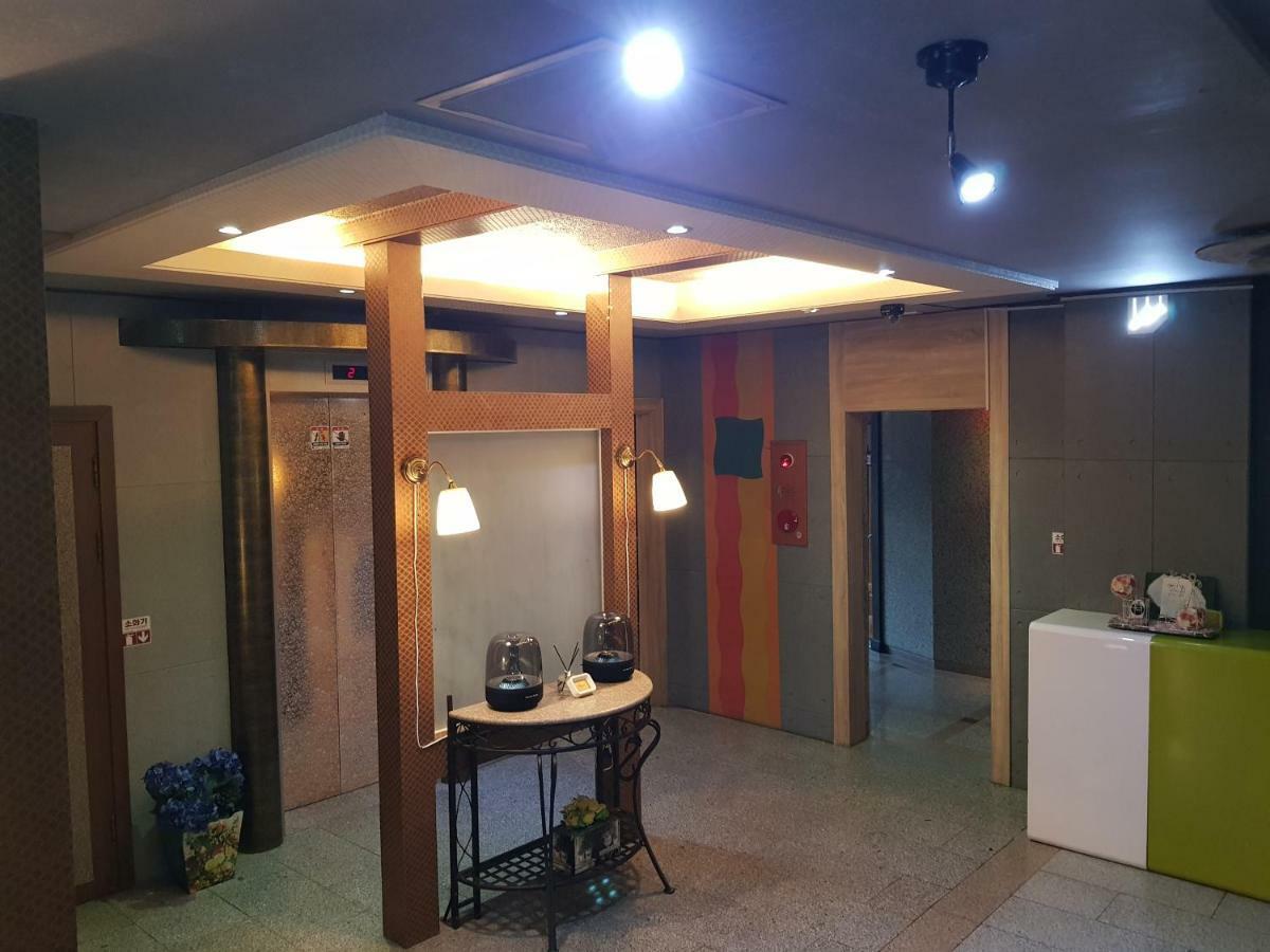 Pocheon Royal Hotel Екстериор снимка