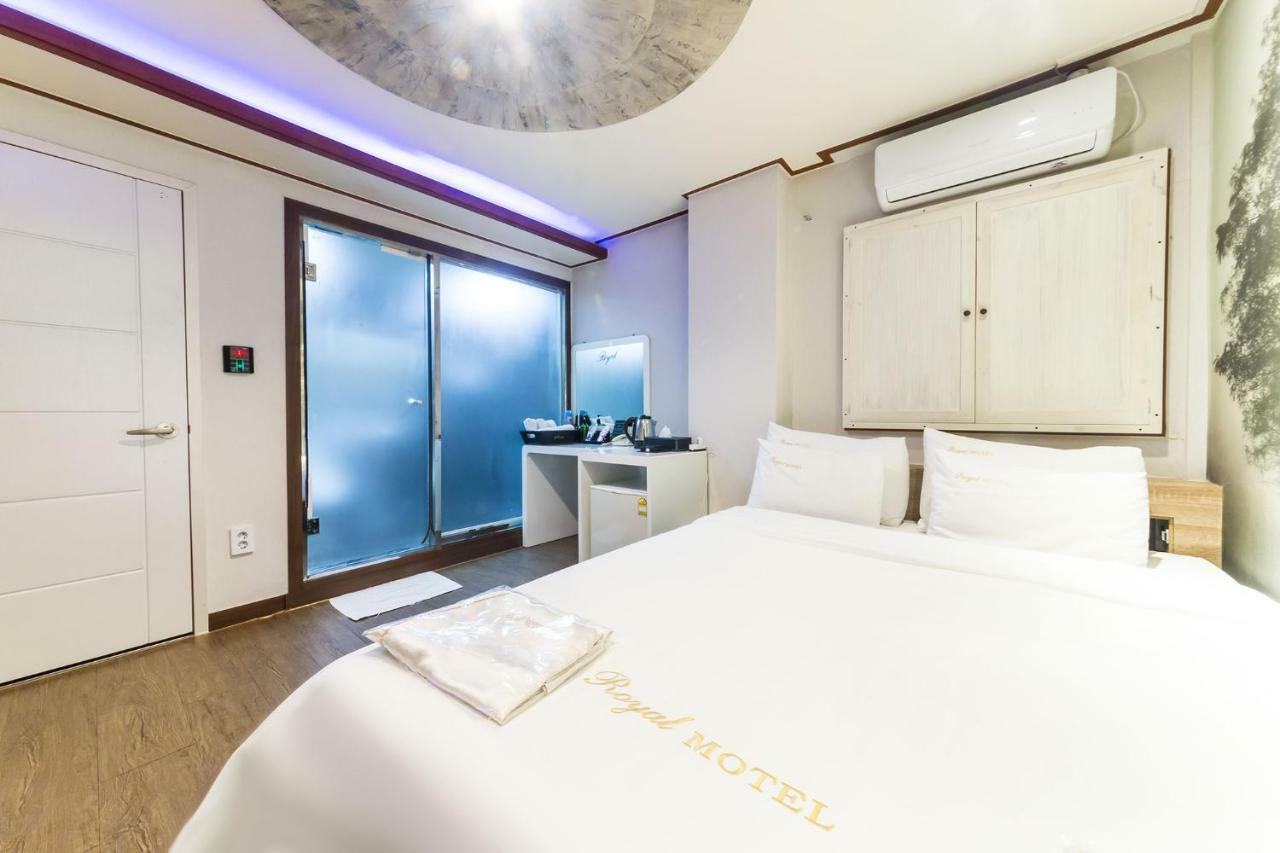Pocheon Royal Hotel Екстериор снимка